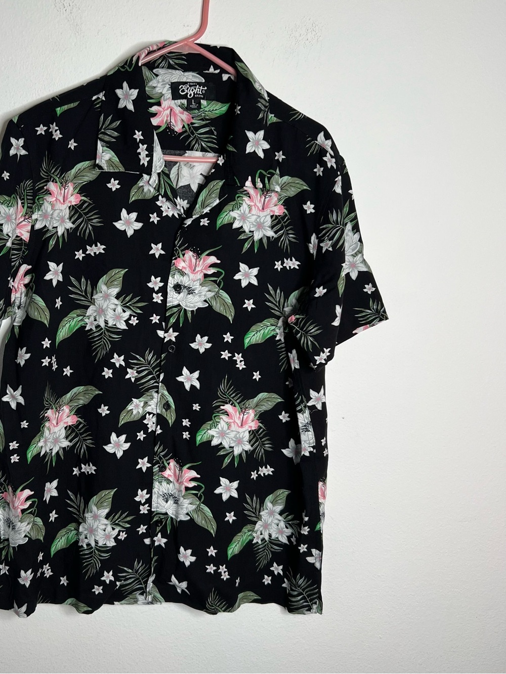Eighty Eight Mens Shirt Button Up black Flowers Print Size L New
